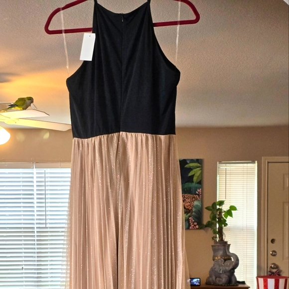 Beautiful long dress black and beige gold size S New with Tag - Picture 6 of 8